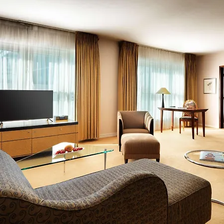 Der Valk Paris Cdg Airport 酒店 4*