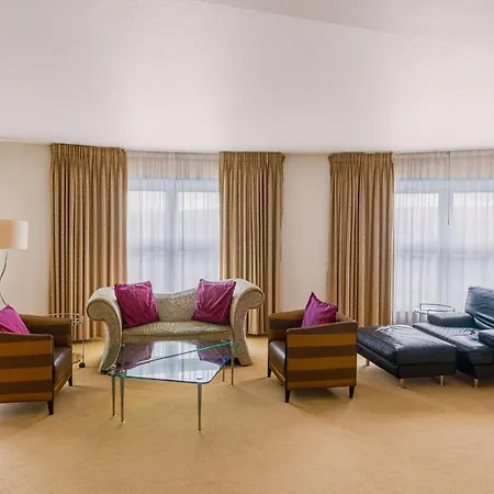 Hotel Der Valk Paris Cdg Airport